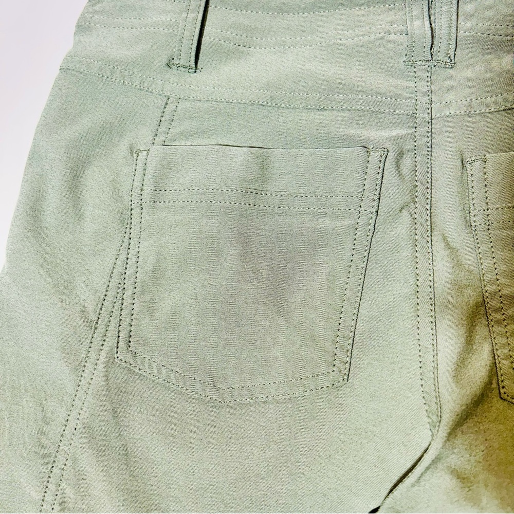 KUHL shorts Trekr hiking Shorts stretchy performance Green Women Size 6 - Picture 10 of 11
